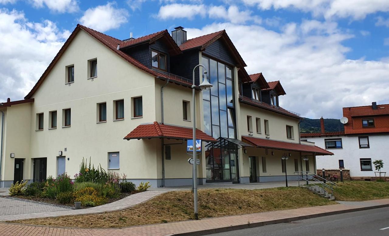 Отель Kulturhaus Bettenhausen Rhonblick Экстерьер фото